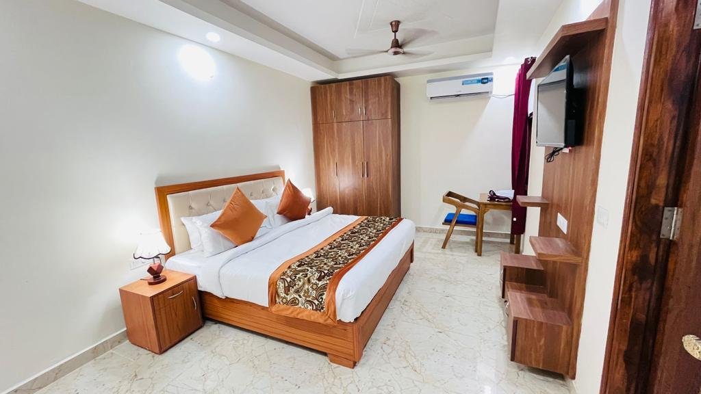 Deluxe Room interior